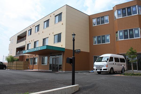 ケアライフゆいの杜 外観