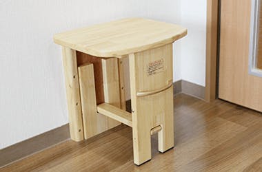 えがおで寺塚1番館 ベンチ