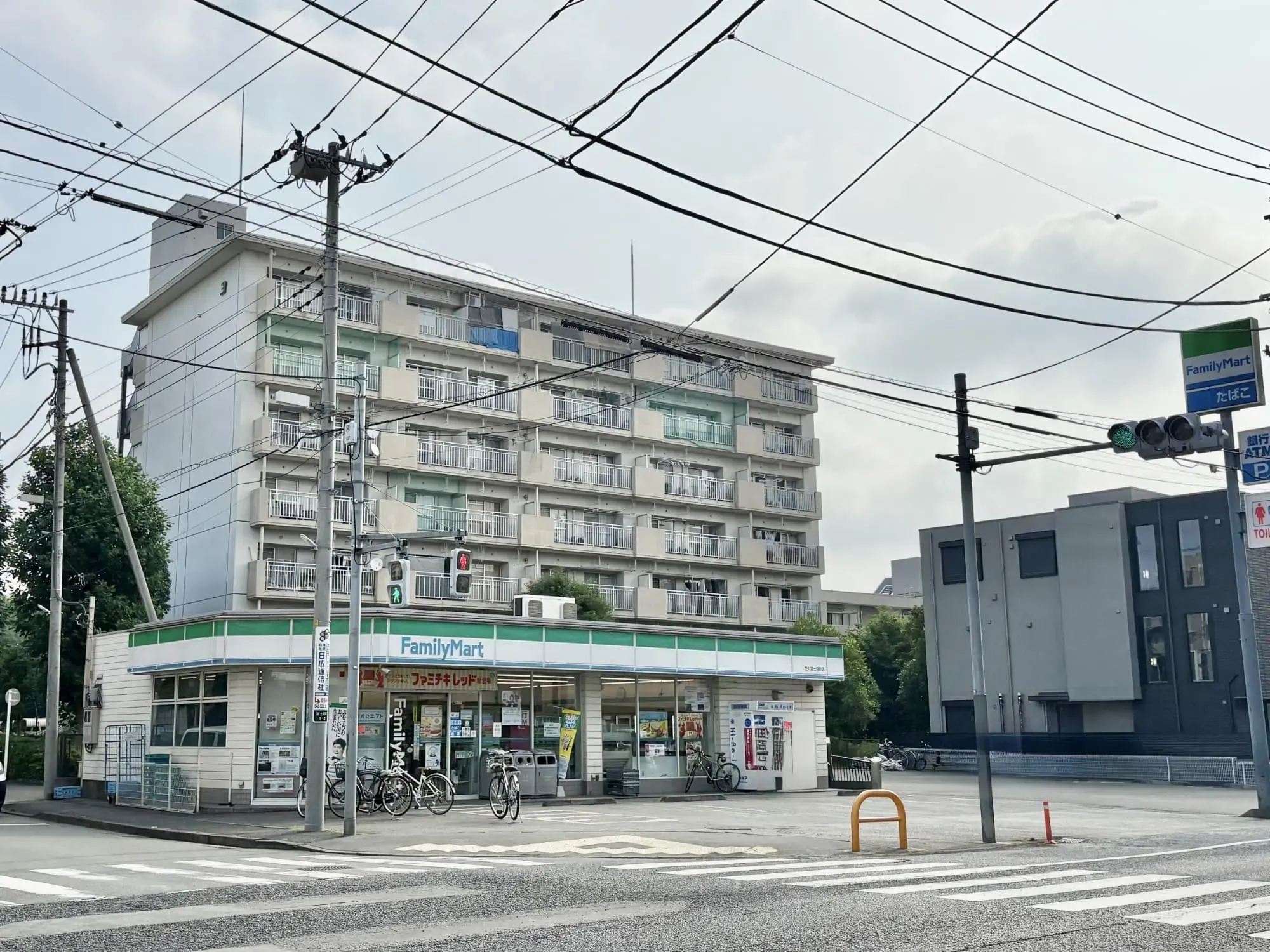 ヘーベルVillage立川昭和記念公園 ファミリーマート 立川富士見町店