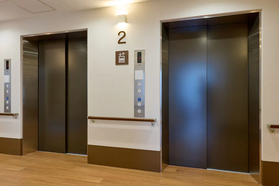 リアンレーヴ豊川中条 エレベータ―ホール（2F）