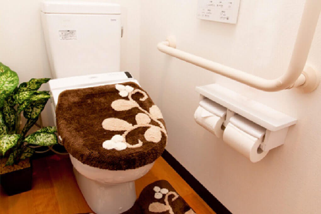 ハイリタイヤー松葉公園 トイレ