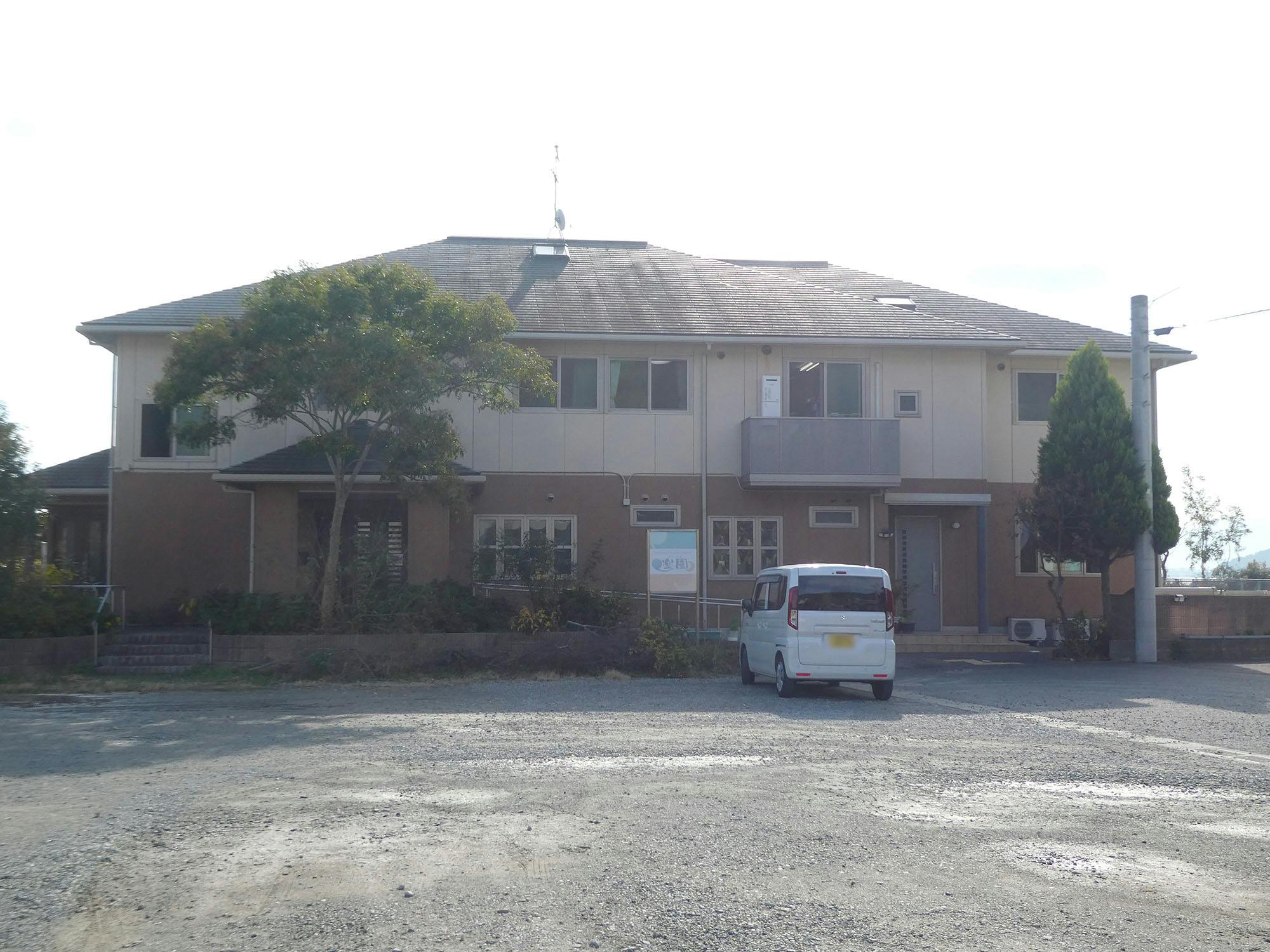 グループホーム楽園 外観