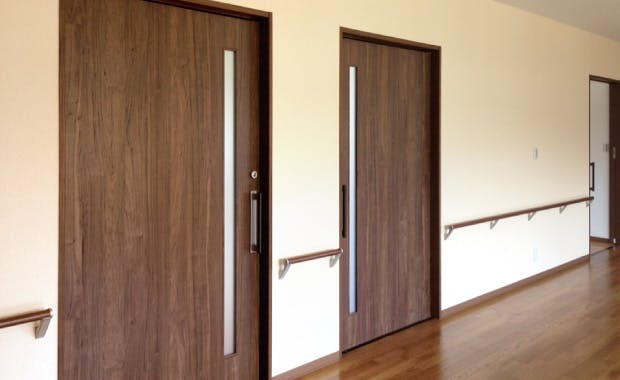 さくら四軒家 扉