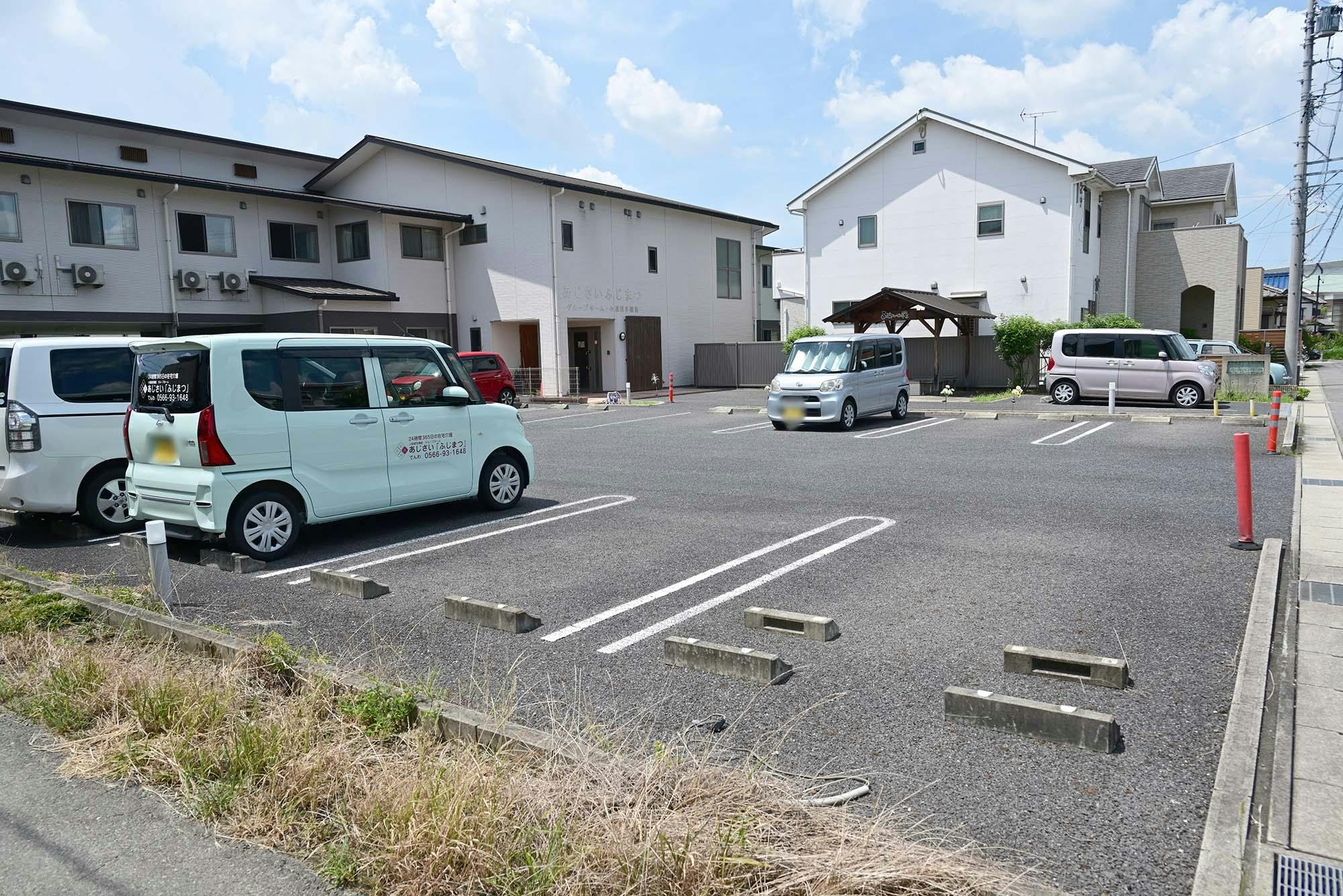 グループホームあじさいふじまつ 駐車場