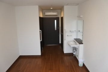 ビーバープレイス八尾南 居室