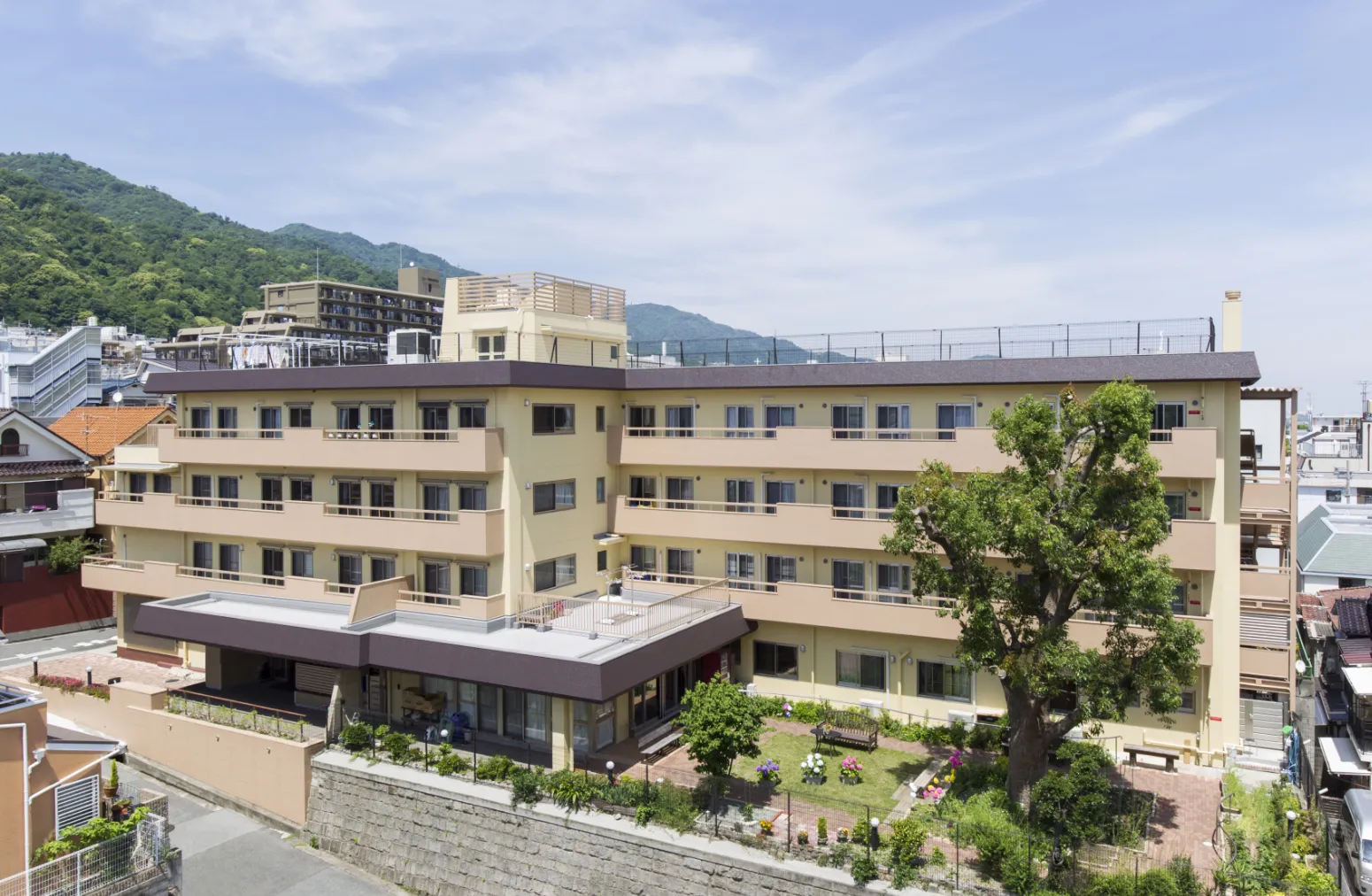 アクティブライフ神戸 外観