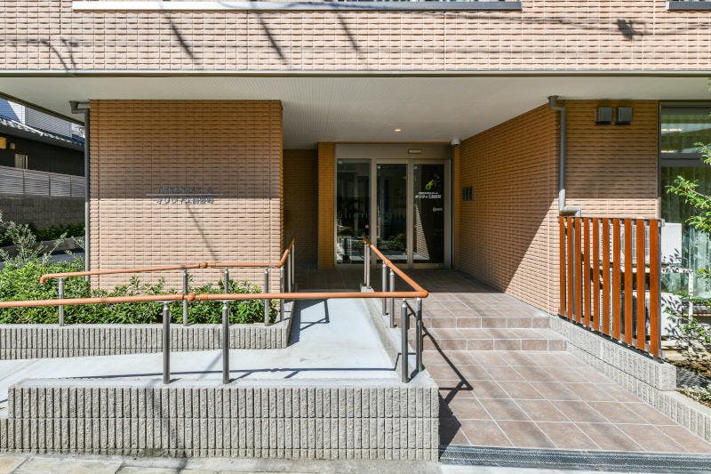 オリヴィエ前野町 玄関・アプローチ