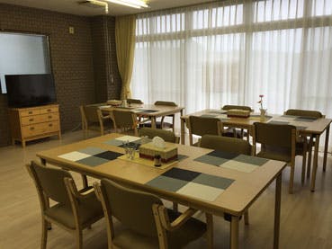 スワーヴ徳野南 食堂