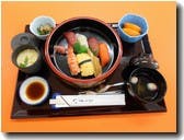 家族の家ひまわり一橋学園 お寿司