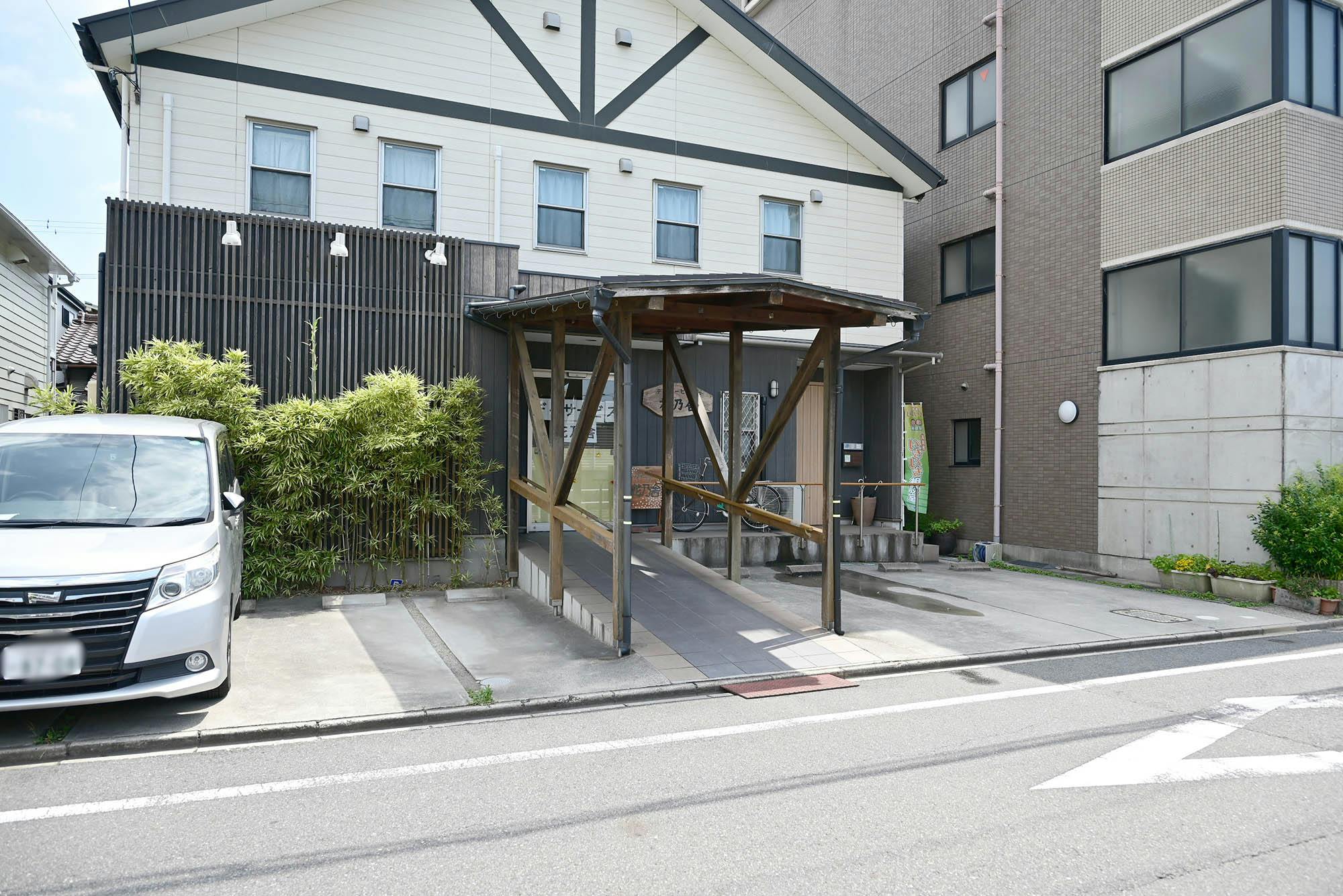 くつろぎの家 花乃舎 入口