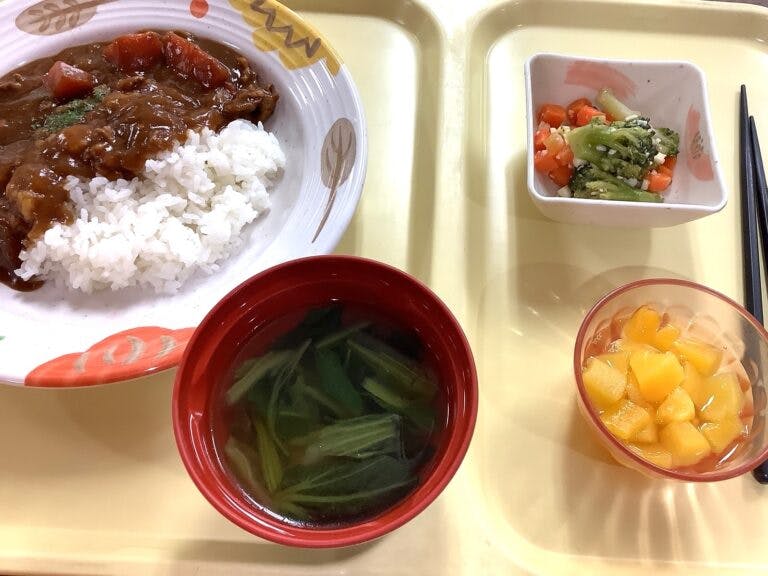 アシステッドリビング宮前 食事2