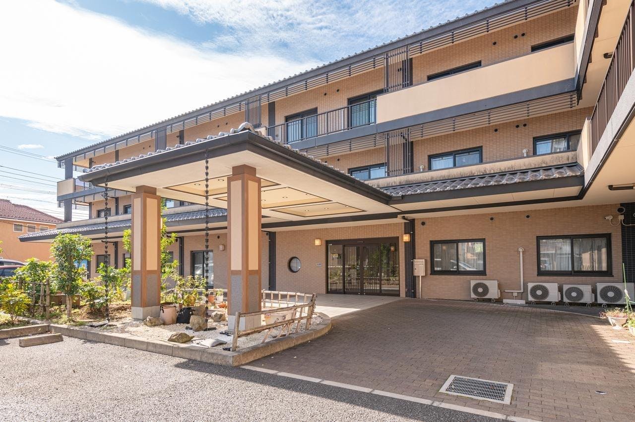 イリーゼ市川 エントランス