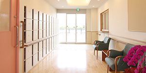 とまり樹一社 玄関