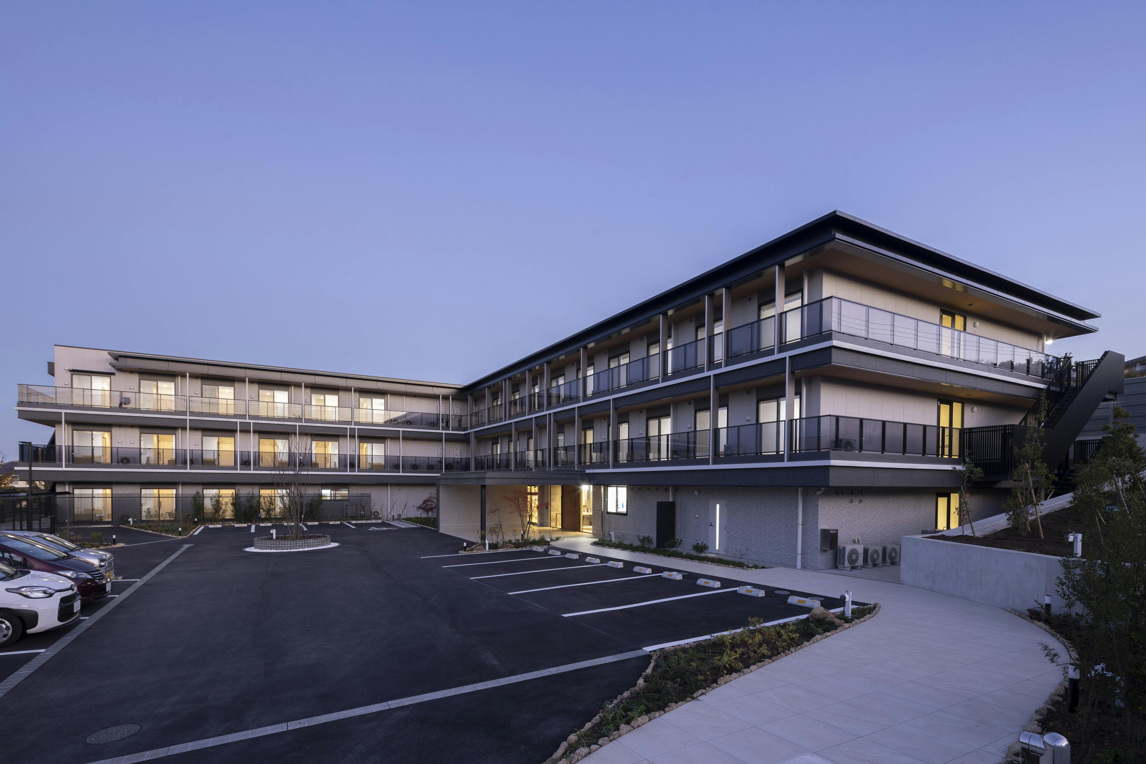 チャームスイート能見台 外観