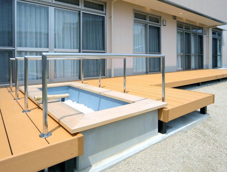 アイローサこもれび 足湯