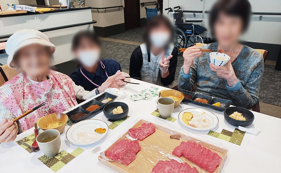 プレザングラン岡本 焼肉パーティー