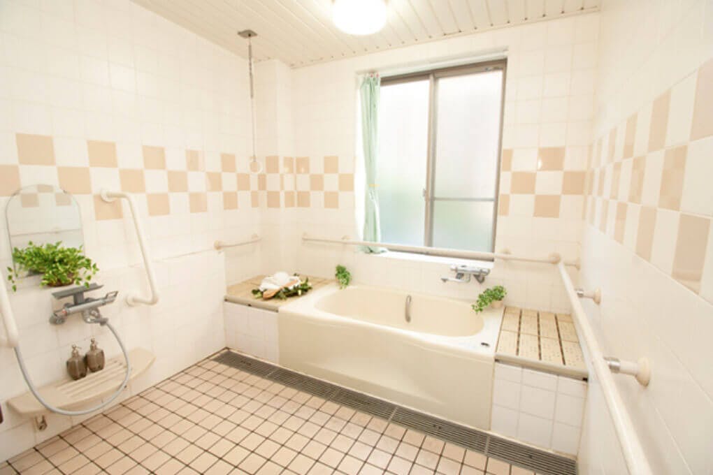 こまきの憩 浴室