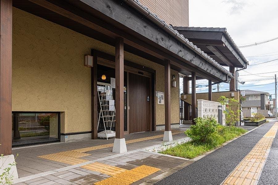 イリーゼ仙台荒井西 エントランス