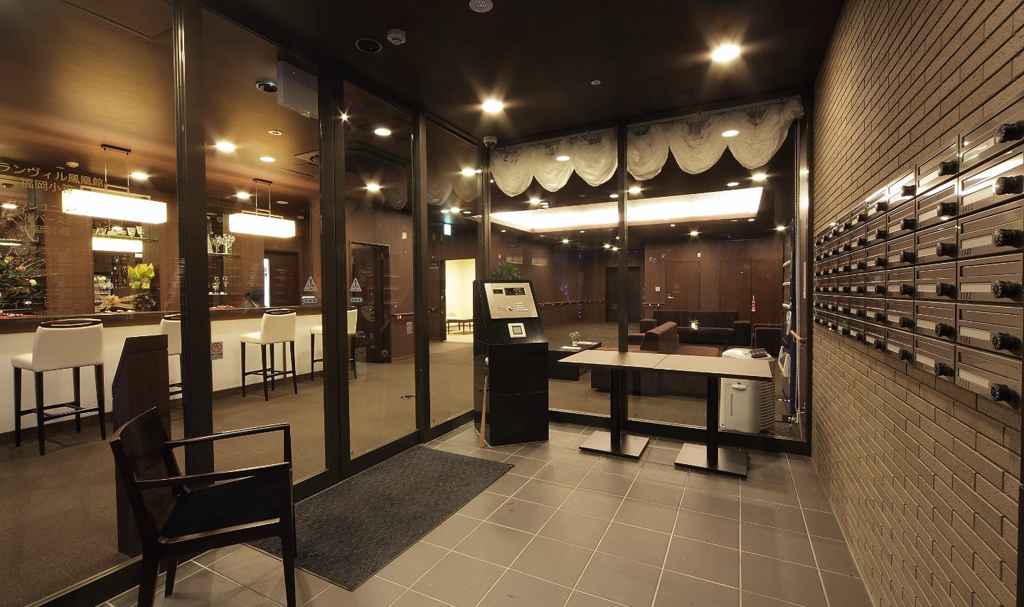 グランメゾン迎賓館福岡小笹 エントランス