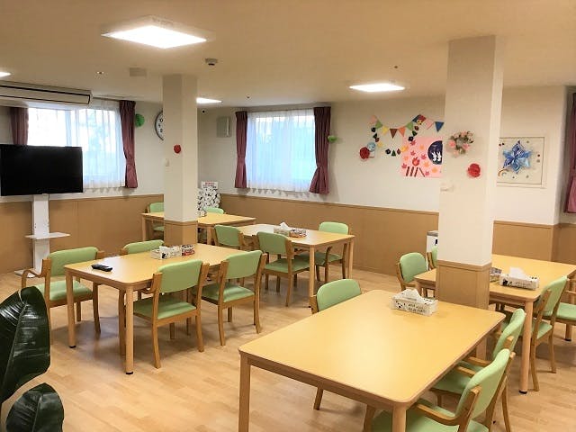 レストコート緑橋 食堂