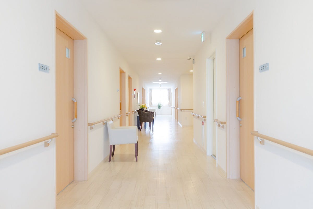 えみのわ八代 廊下