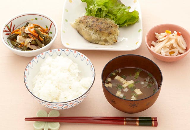 ニューソフィアコート柏大井 温かい食事
