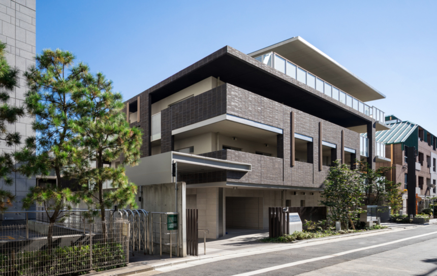 ラヴィーレグラン四谷 外観