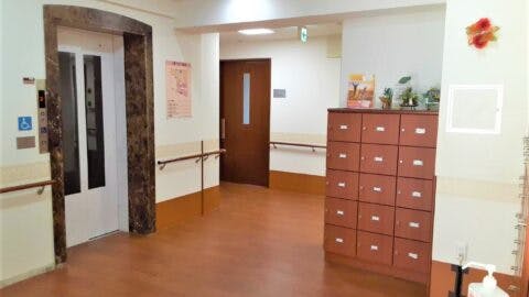 ユアサイド上野芝 エレベーターホール