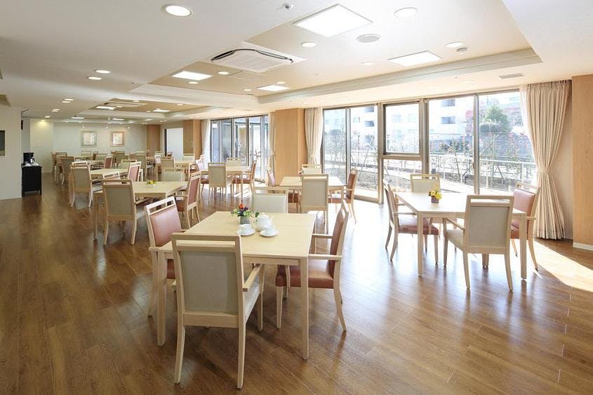グランダ国分寺 1F ダイニングルーム兼機能訓練室