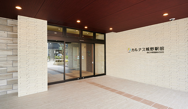 カルナス城野駅前 エントランス