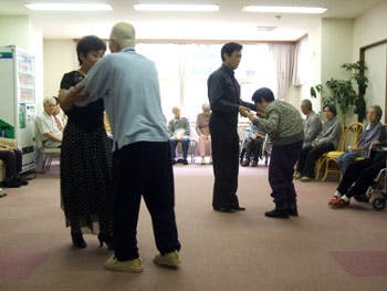 ベストライフ溝の口 社交ダンス