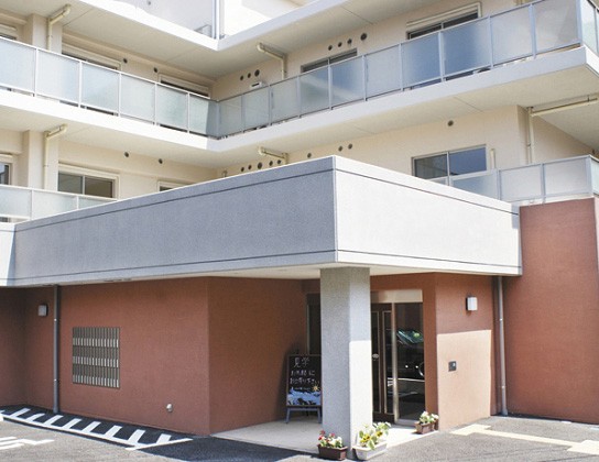 リアンレーヴ井土ヶ谷 外観