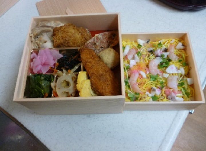 グループホームたのしい家西ヶ原 お弁当