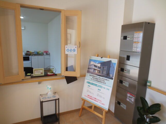 K-アーバン南生田サービス付高齢者向け住宅 玄関