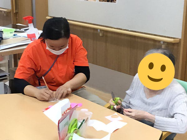 グループホームえくせれんと岡崎 作品作り
