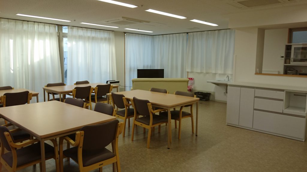 凜 すえひろ 食堂