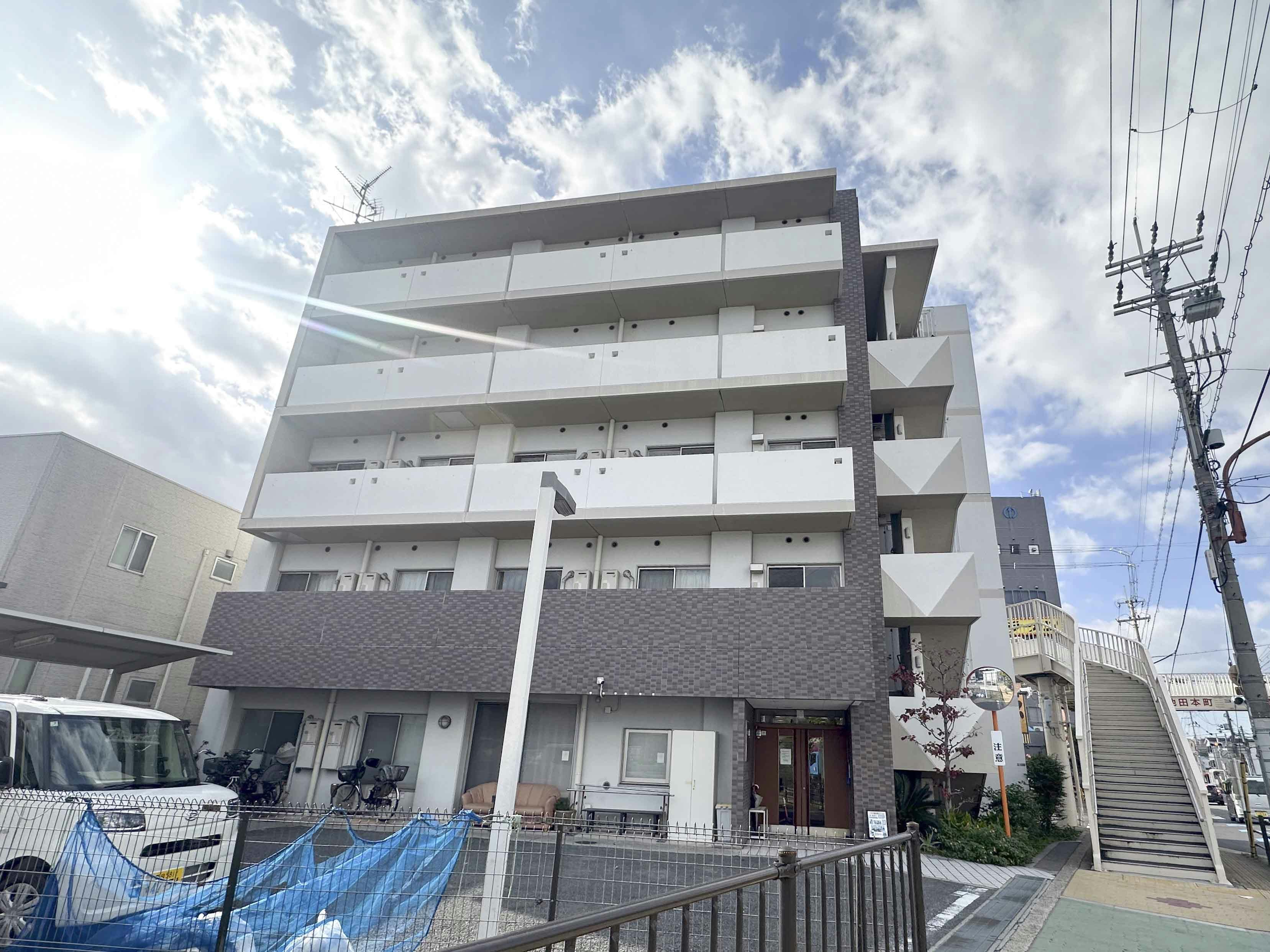 住宅型有料老人ホーム　縁寝屋川 外観