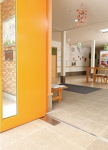 新緑浜寺船尾 玄関