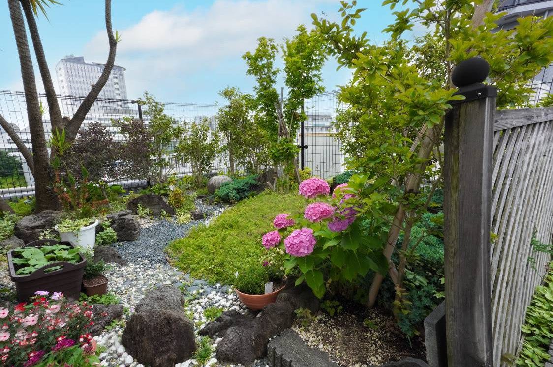 アズハイム文京白山 屋上庭園