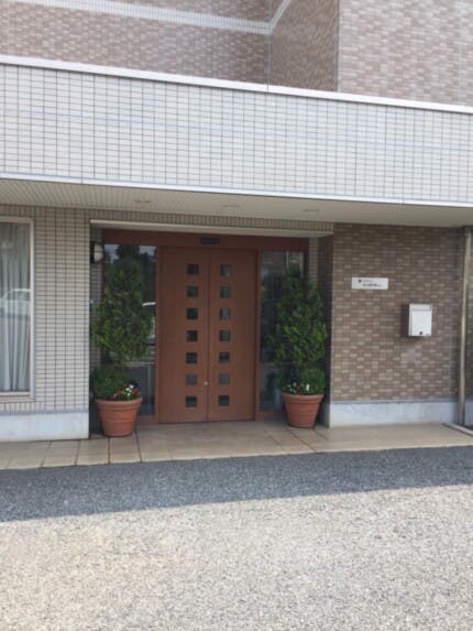 そんぽの家 都賀 玄関