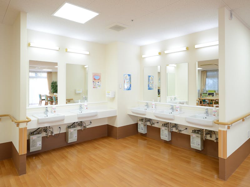 プレザンメゾン下新庄 共用洗面台