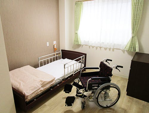 介護老人保健施設東住吉すみれ苑 居室