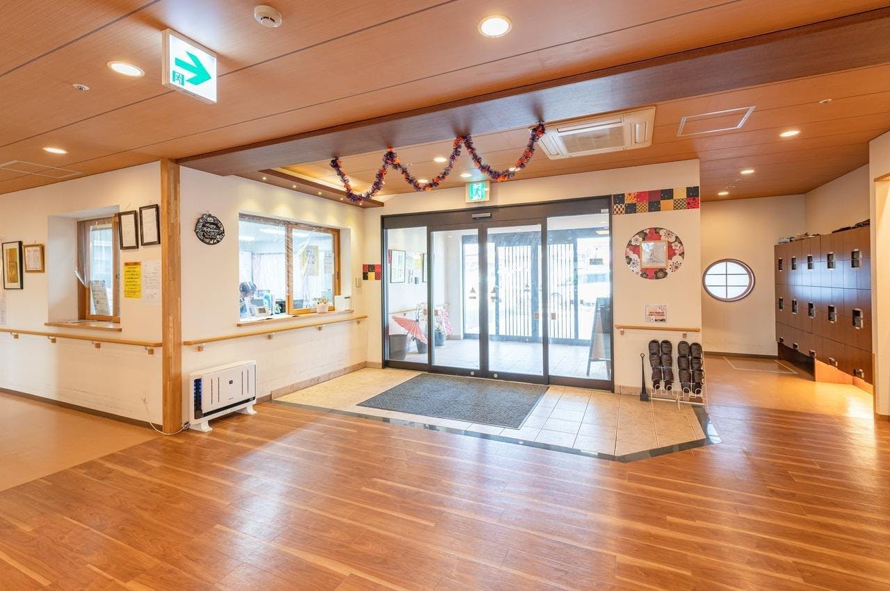 イリーゼ市川 エントランス