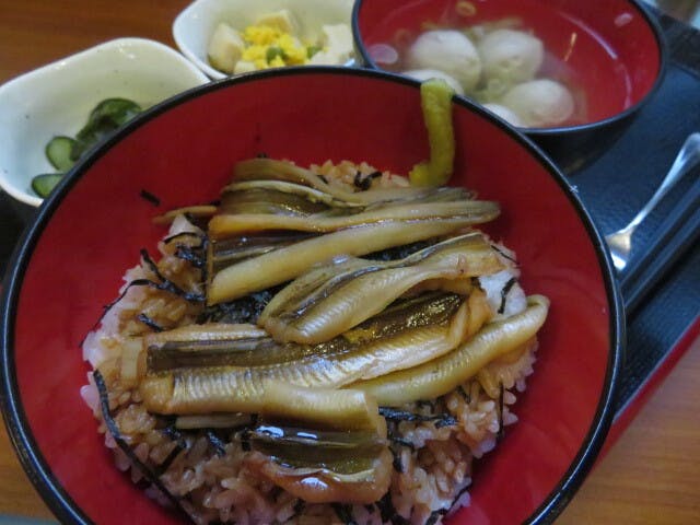 そんぽの家生野巽中 はかりめ丼