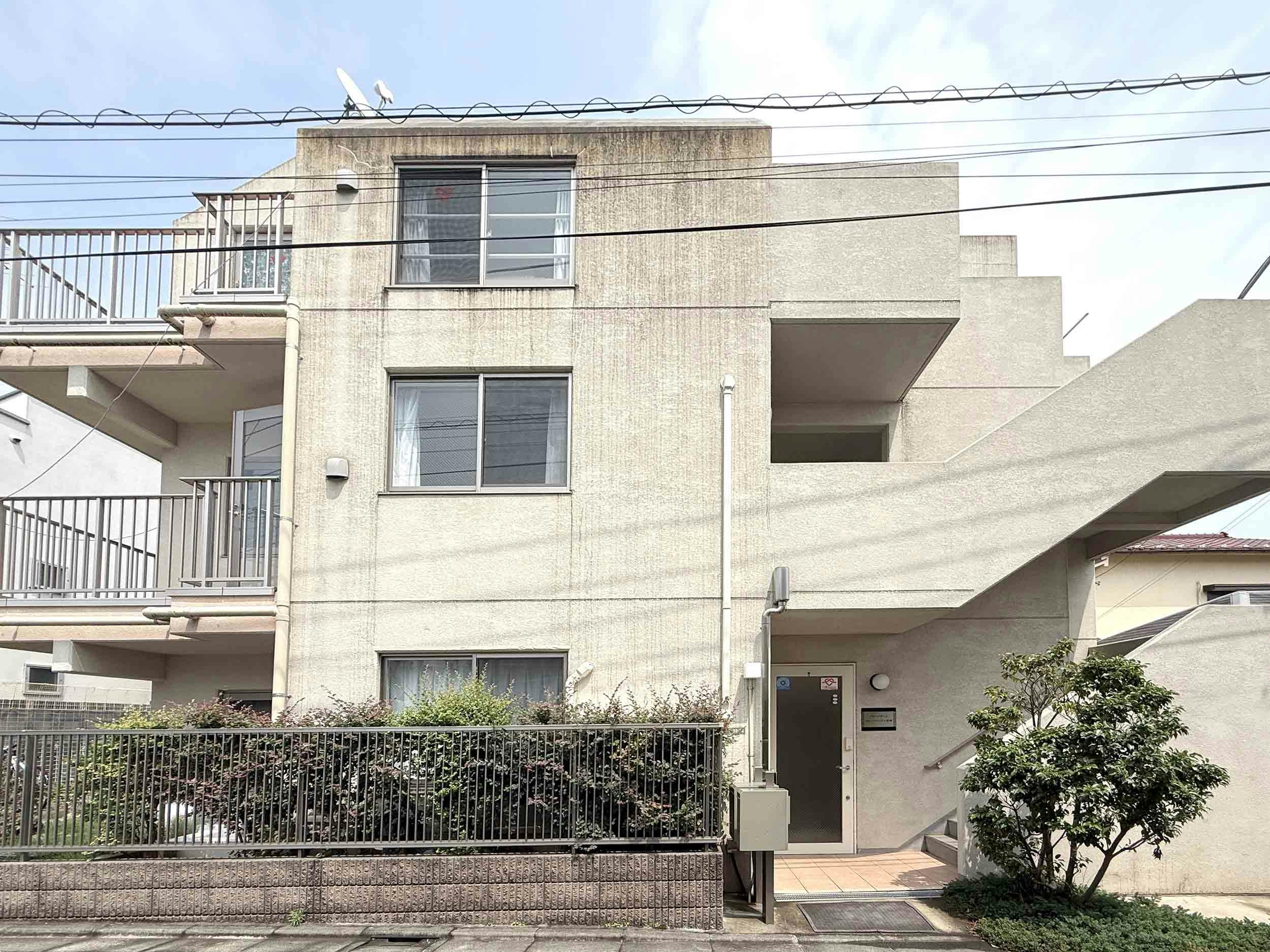 クローバーハウス若林 外観