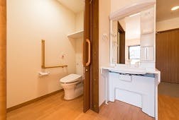 そんぽの家Ｓいずみ中央 トイレ洗面