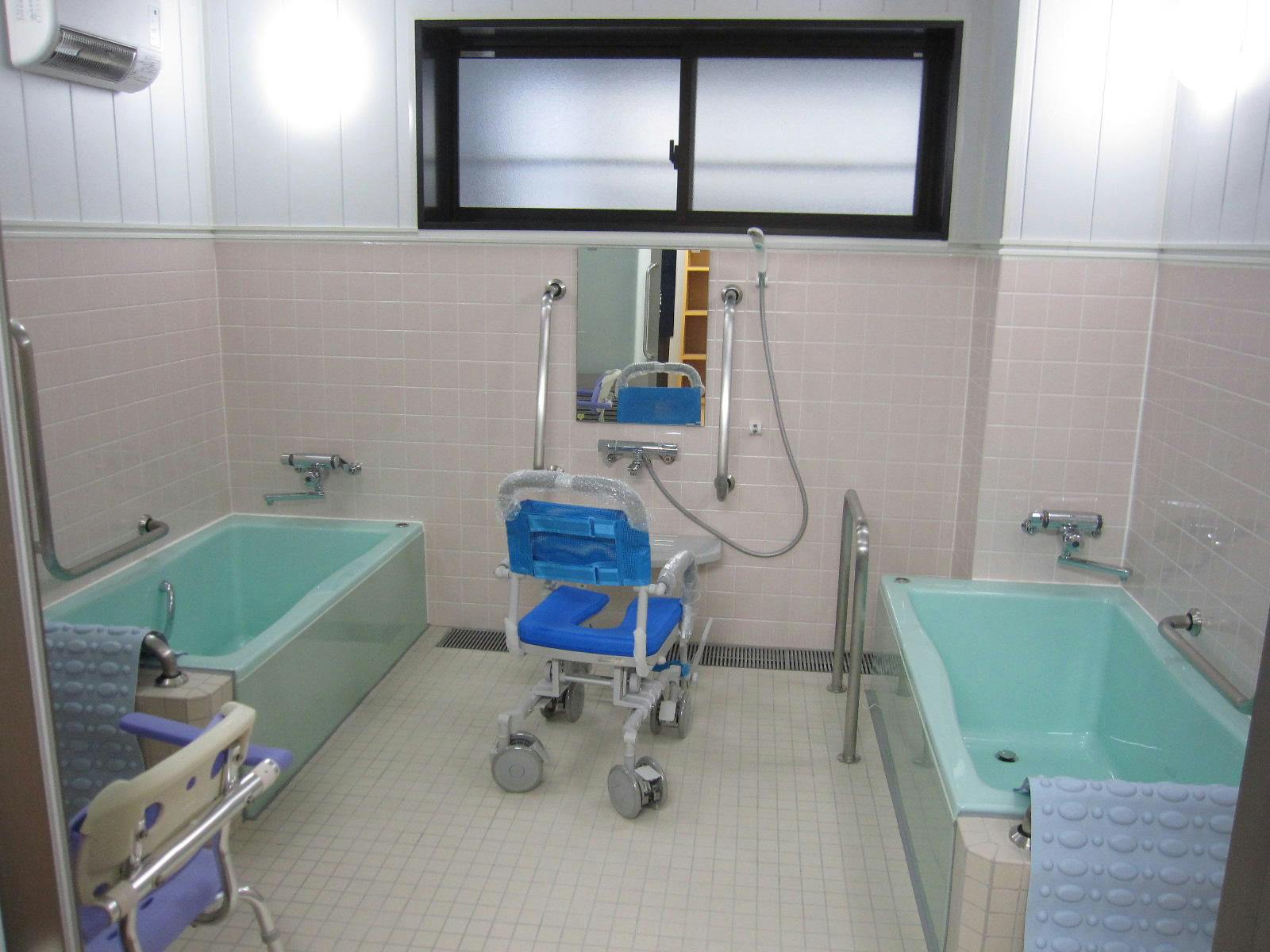 ライフパートナー新在家 浴室