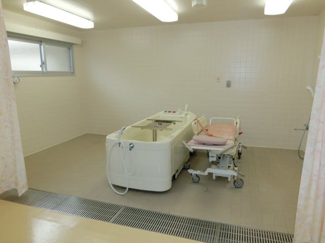 伊丹ケアハートガーデン 特別浴室