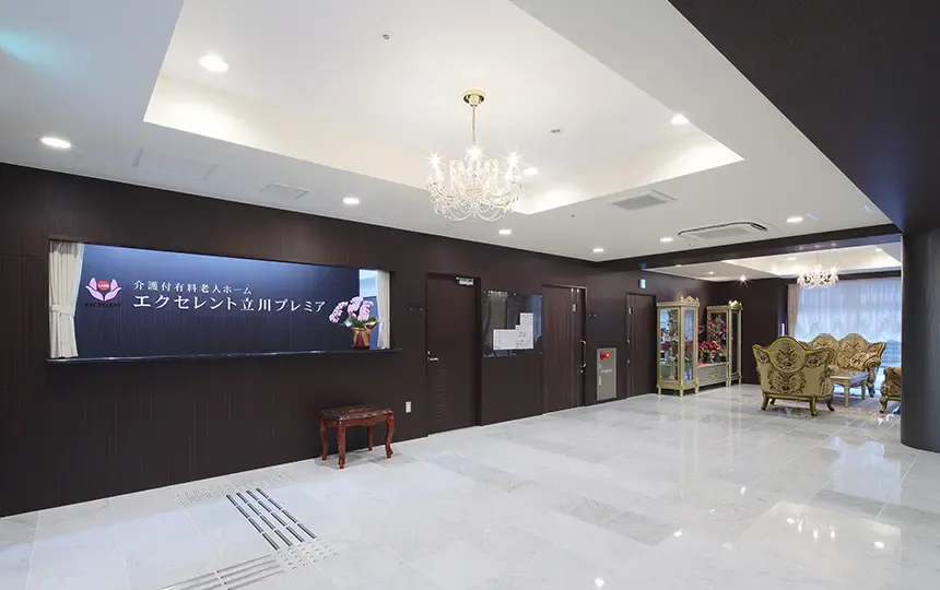 エクセレント立川プレミア フロント