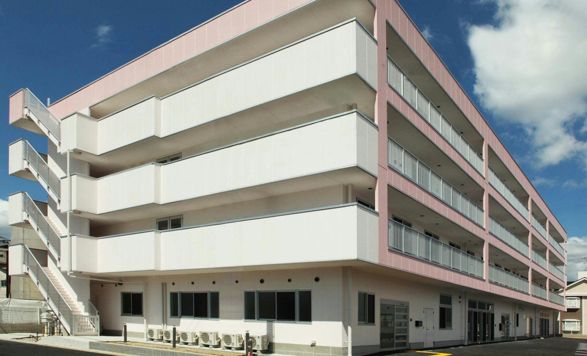 フィオレ・シニアレジデンス豊中 外観